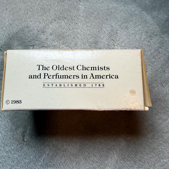 Vintage Caswell-Massey Almond Soap Set‎ Cold Cream & Cleansing Bar - Picture 3 of 9